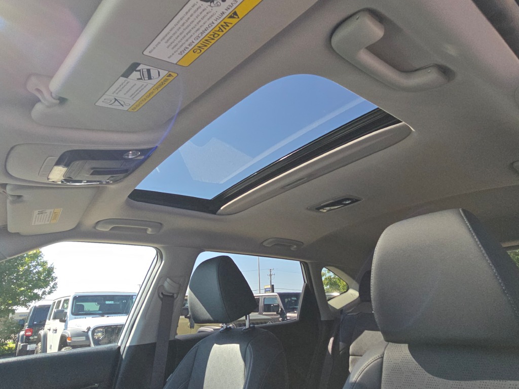 2022 Kia Seltos EX photo 24