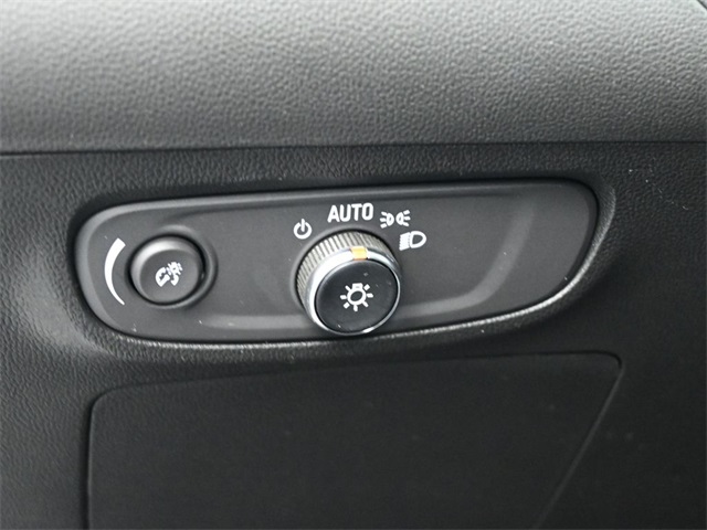2024 Buick Encore GX Sport Touring photo 13