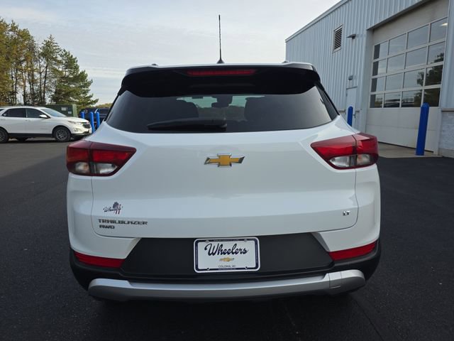 2025 Chevrolet Trailblazer LT photo 4