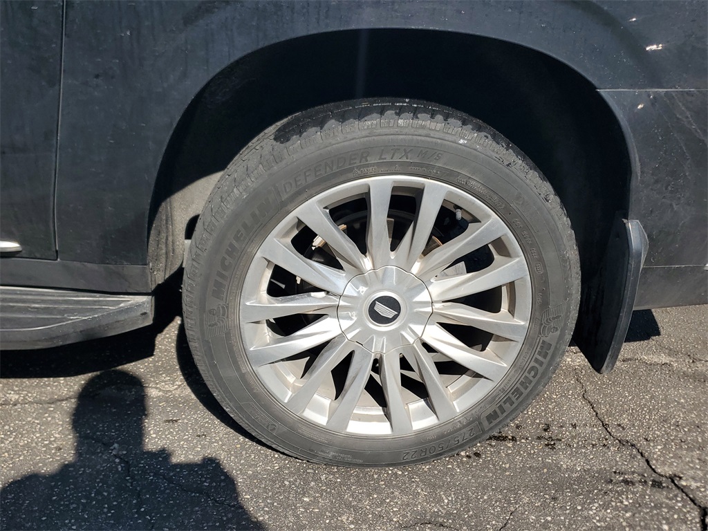 2021 Cadillac Escalade ESV Premium Luxury photo 2