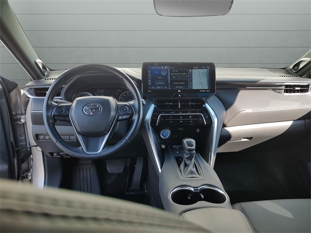 2022 Toyota Venza XLE photo 11