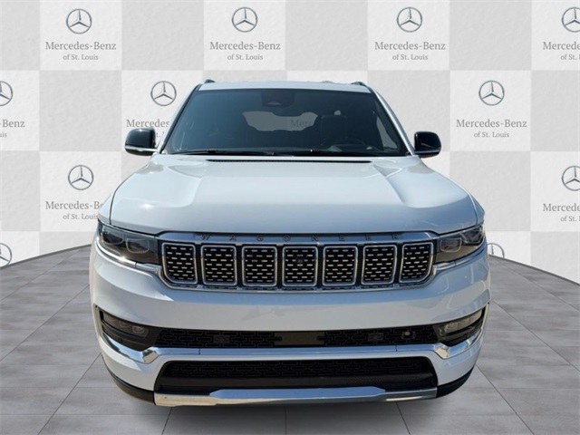 2023 Jeep Grand Wagoneer III photo 5