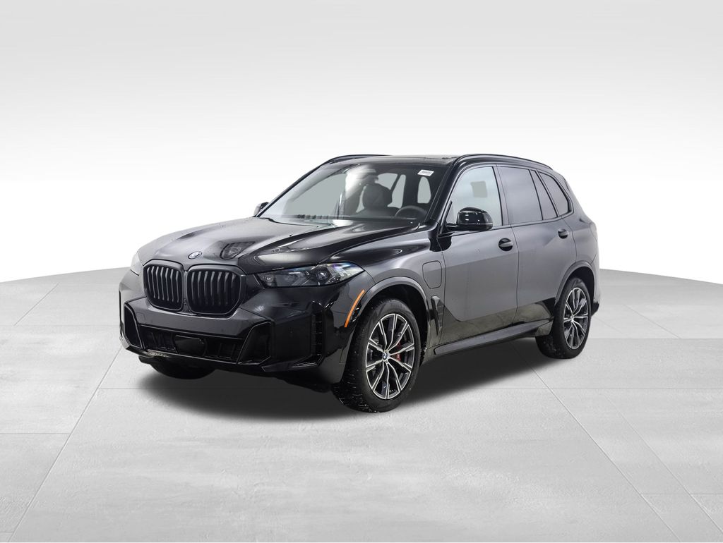 2026 BMW X5 50e's photo