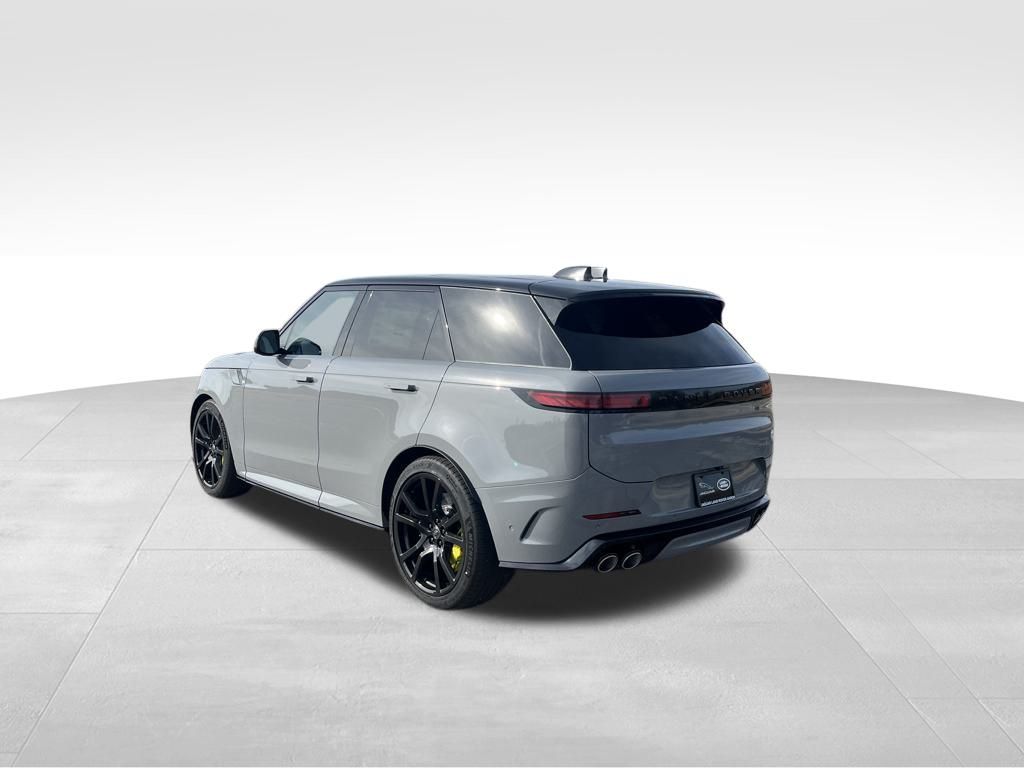 2025 Land Rover Range Rover Sport photo 4