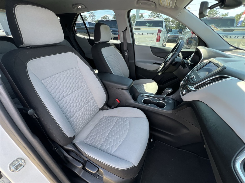 2021 Chevrolet Equinox LS photo 33