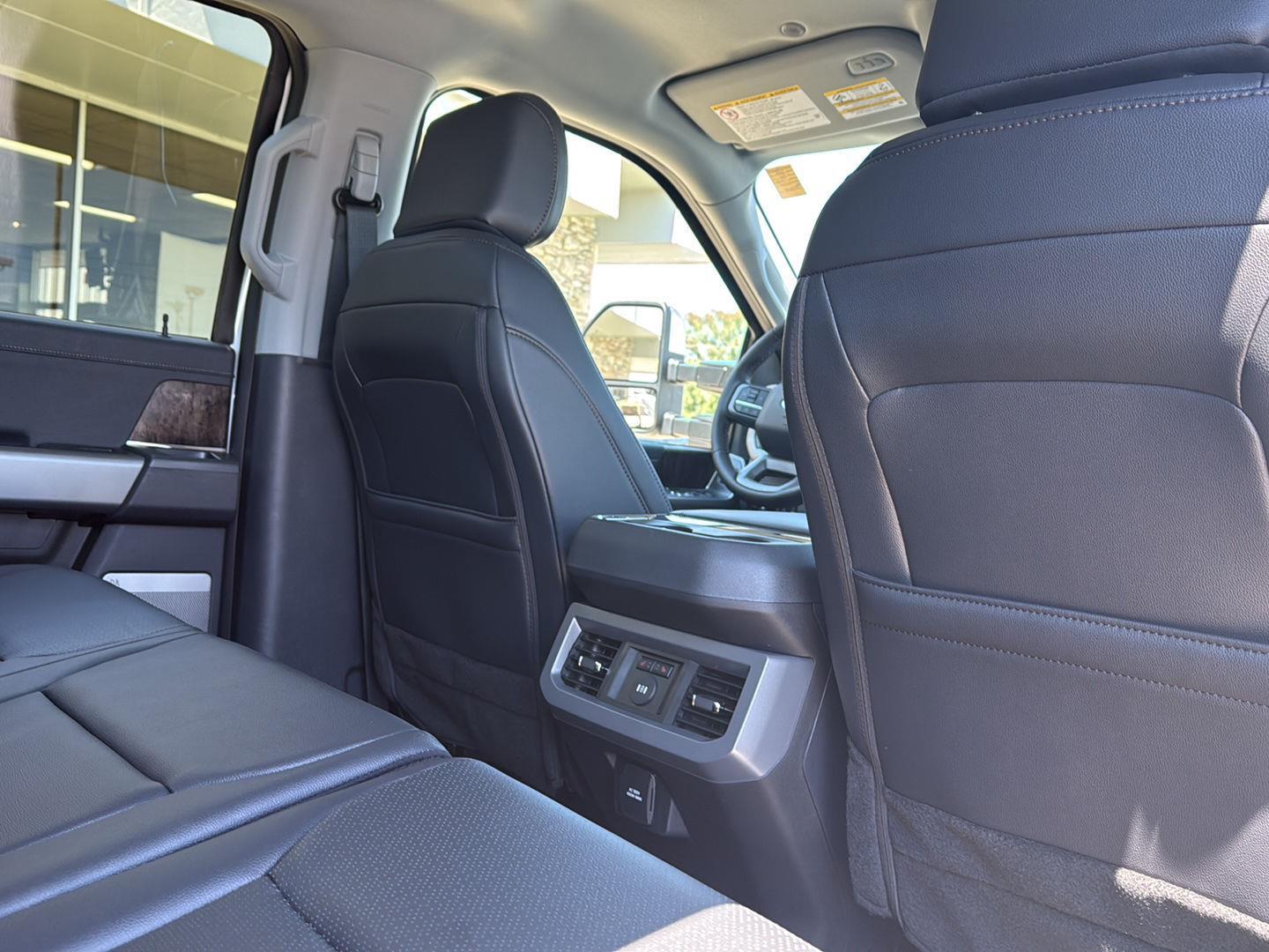 2026 Ford F-250 Lariat photo 18