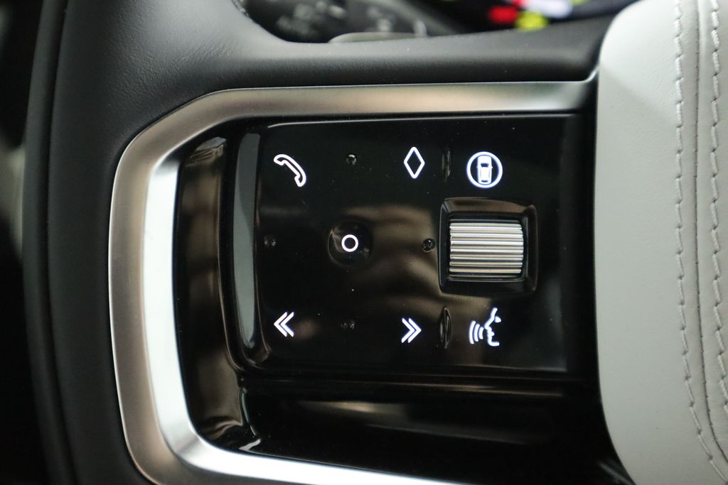 2025 Land Rover Range Rover Sport P360 S photo 11