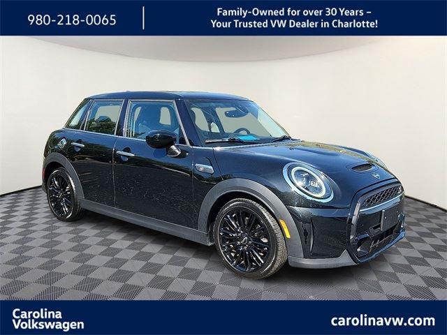 2024 MINI Hardtop 4 Door S's photo