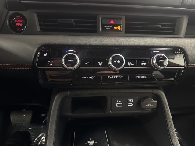 2025 Honda Pilot TrailSport photo 31