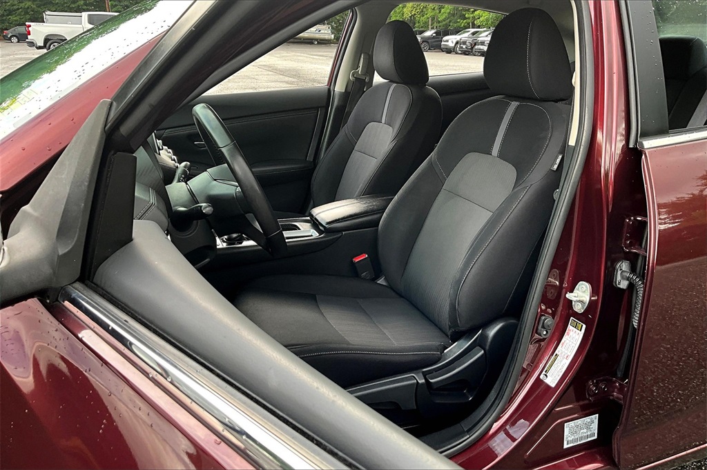 2021 Nissan Sentra SV photo 19