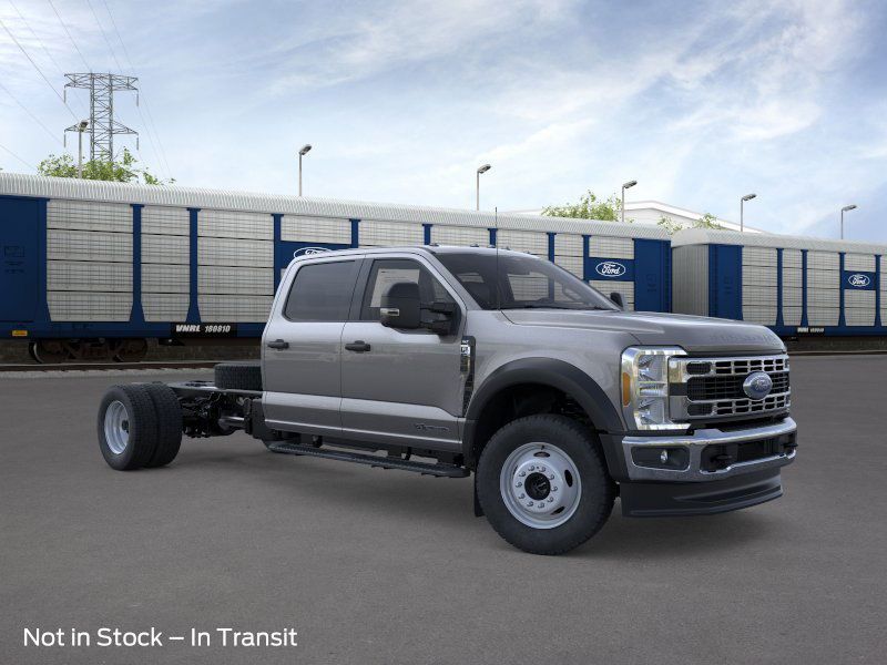 2026 Ford F-550 XLT photo 5