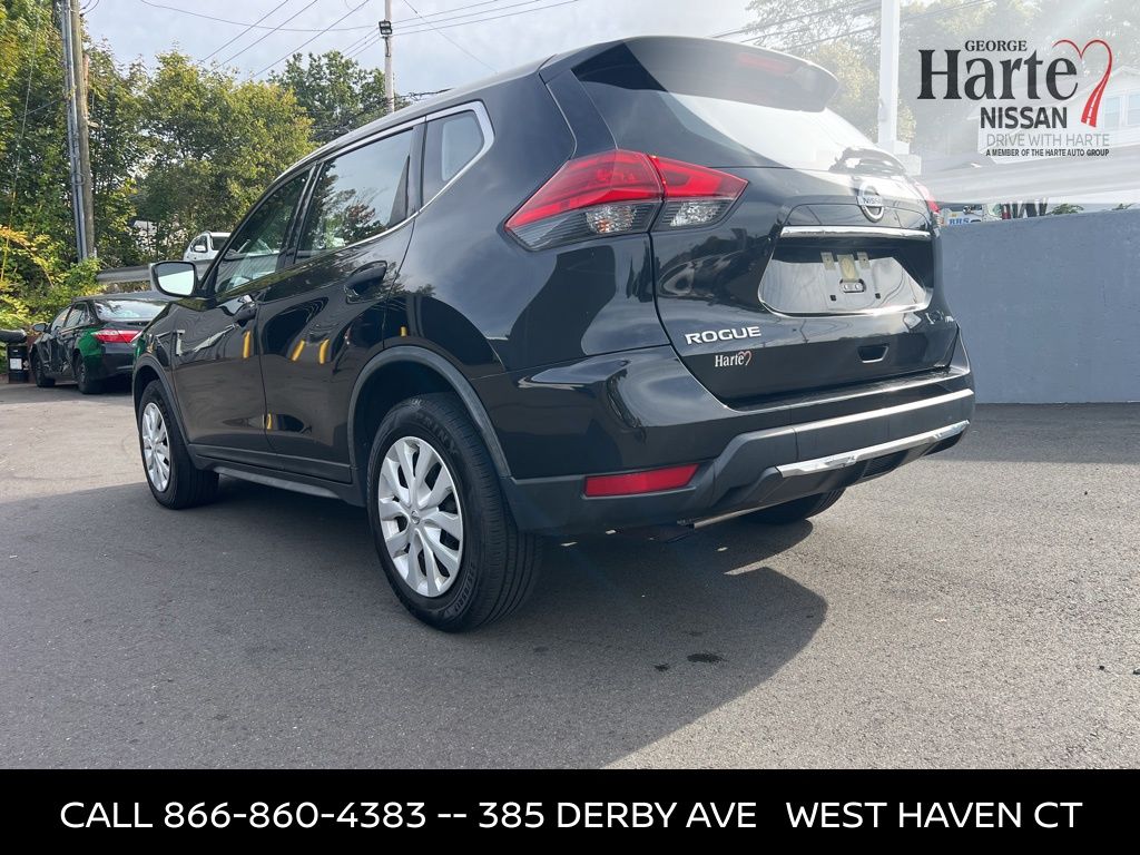 2017 Nissan Rogue S photo 3
