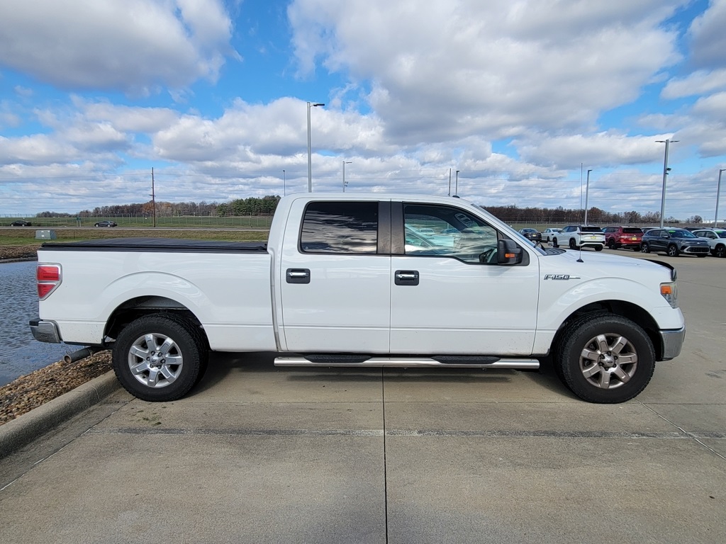 2014 Ford F-150 XLT photo 2