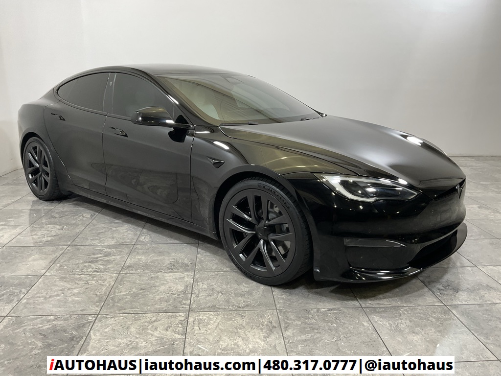 2023 Tesla Model S Plaid photo 7