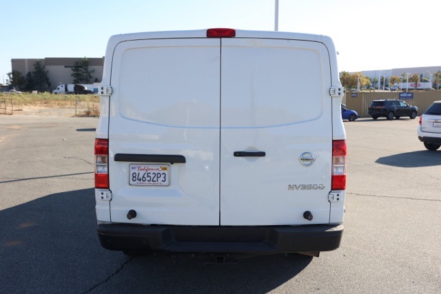 2019 Nissan NV3500 HD Cargo SV photo 4