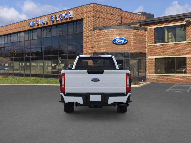 2026 Ford F-350 photo 5