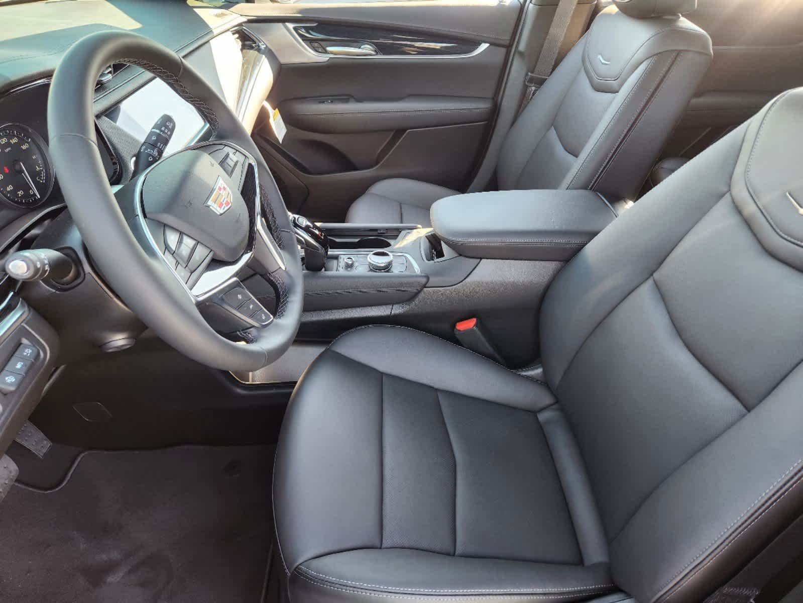 2025 Cadillac XT5 Premium Luxury photo 8