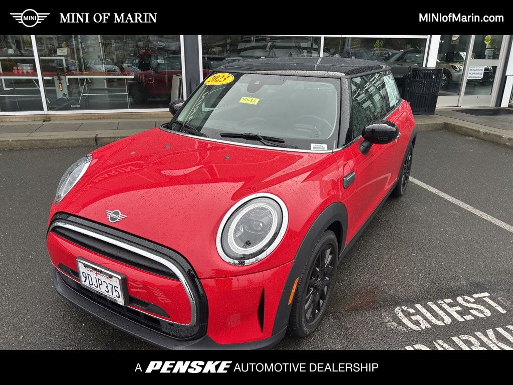 2023 MINI Hardtop 2 Door Base's photo