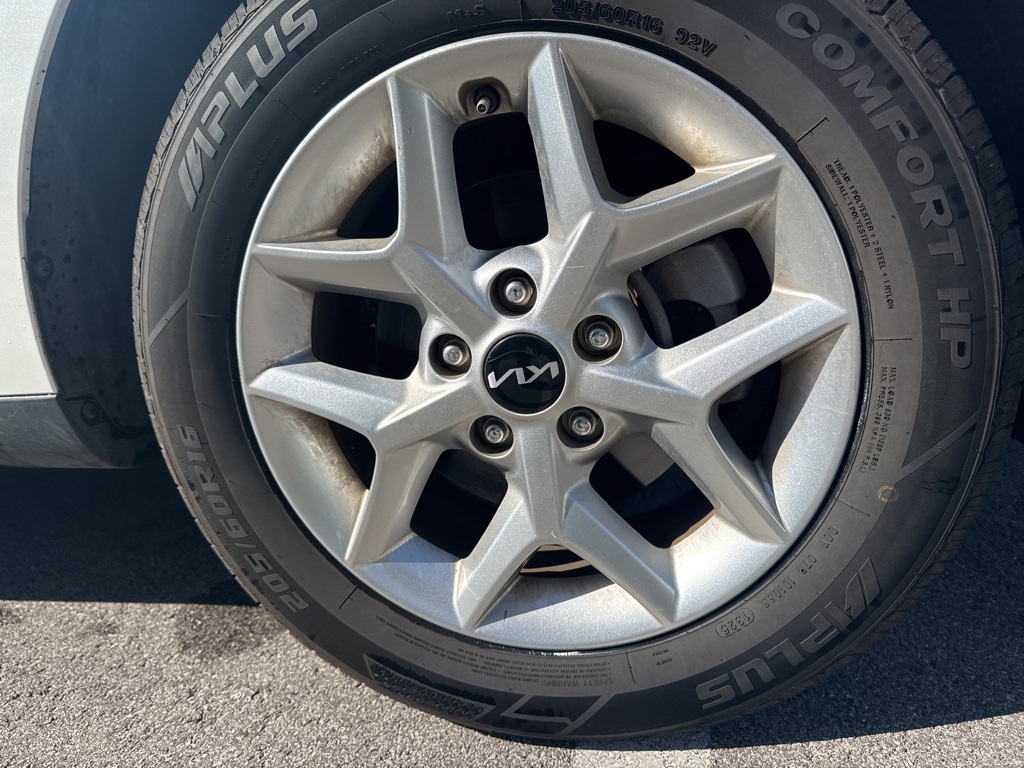 2023 Kia Soul LX photo 4