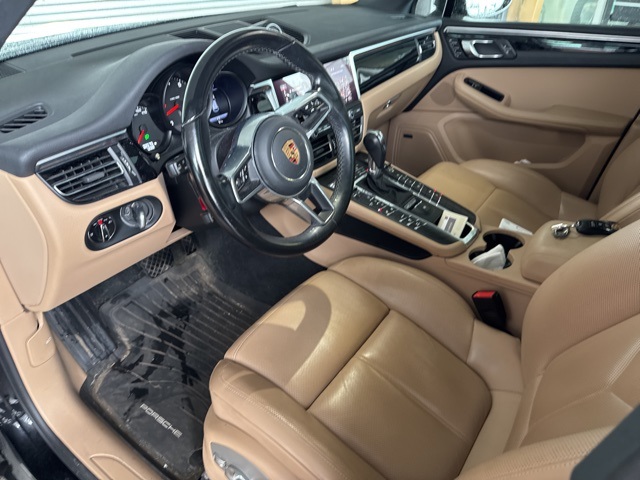 2019 Porsche Macan Base photo 4