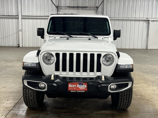 2023 Jeep Gladiator Overland photo 2