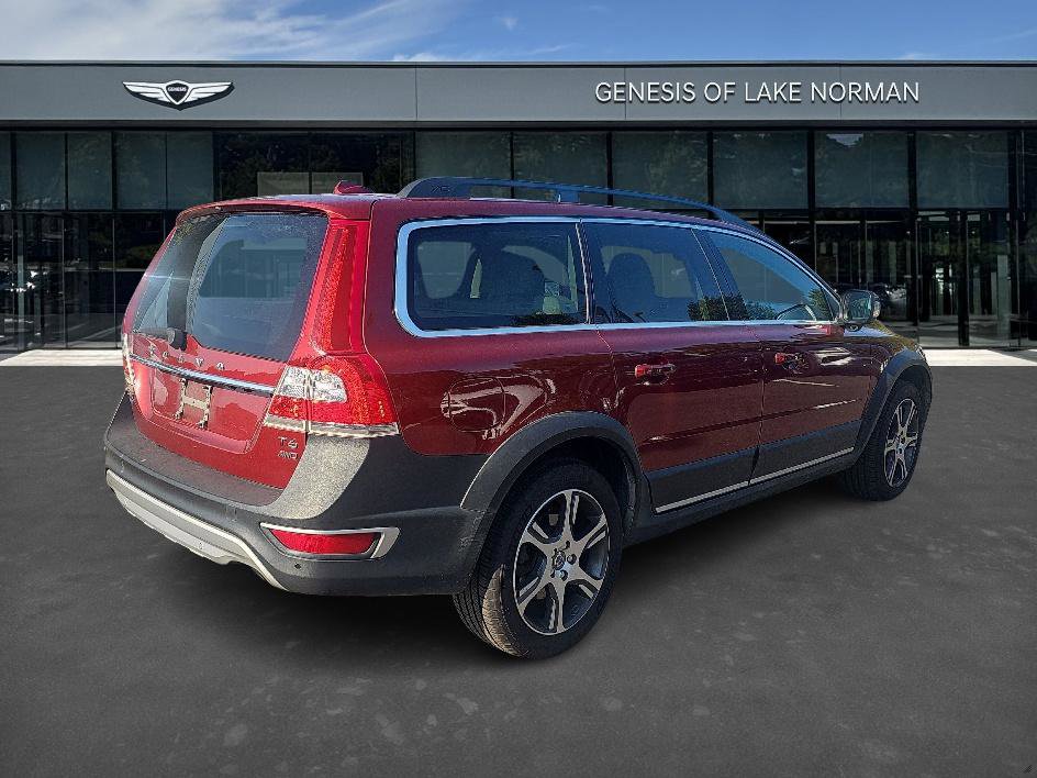 2015 Volvo XC70 T6 Platinum photo 2
