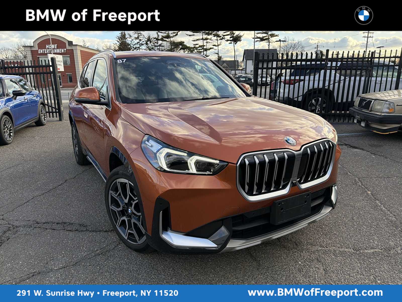 2025 BMW X1 28i's photo