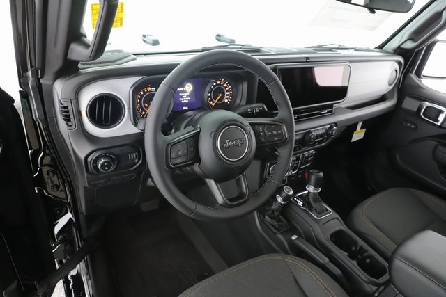 2025 Jeep Gladiator Willys photo 16
