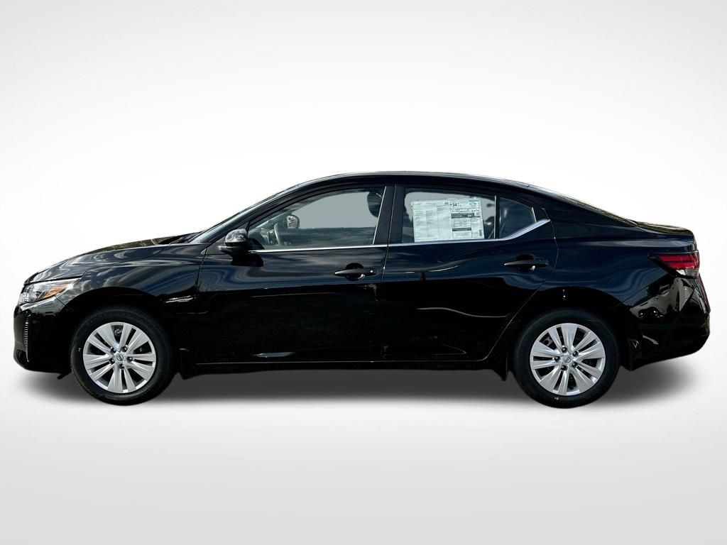 2025 Nissan Sentra S photo 3