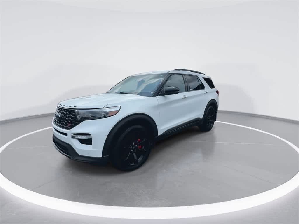 2022 Ford Explorer ST photo 4