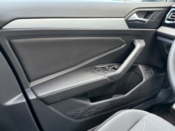 2025 Volkswagen Jetta 1.5T Sport photo 27