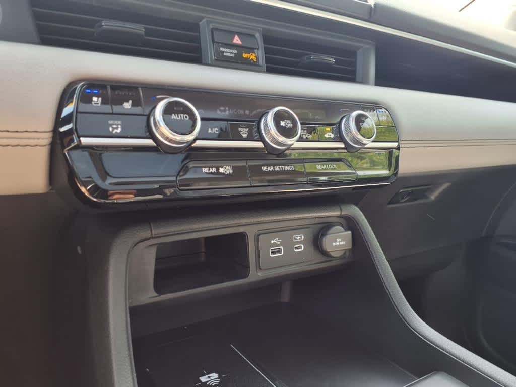 2024 Honda Pilot Elite photo 17