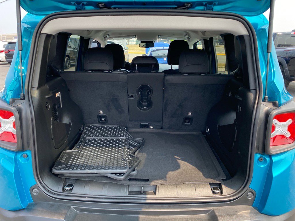 2022 Jeep Renegade Latitude photo 22