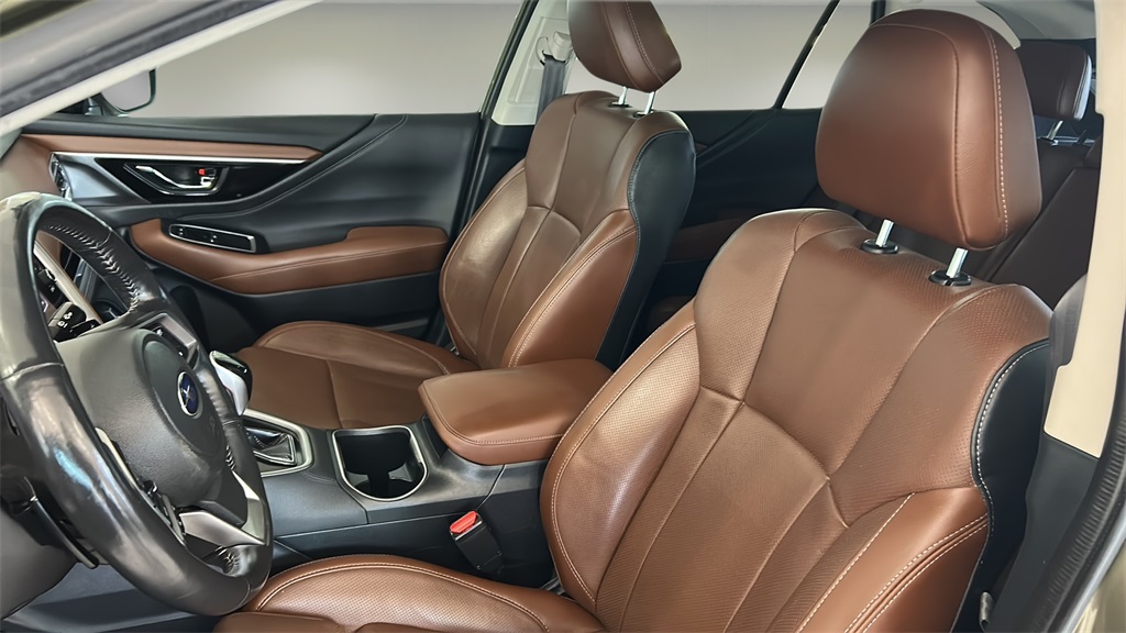 2021 Subaru Outback Touring XT photo 13
