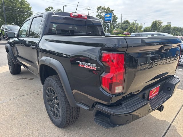 2026 Chevrolet Colorado Trail Boss photo 4