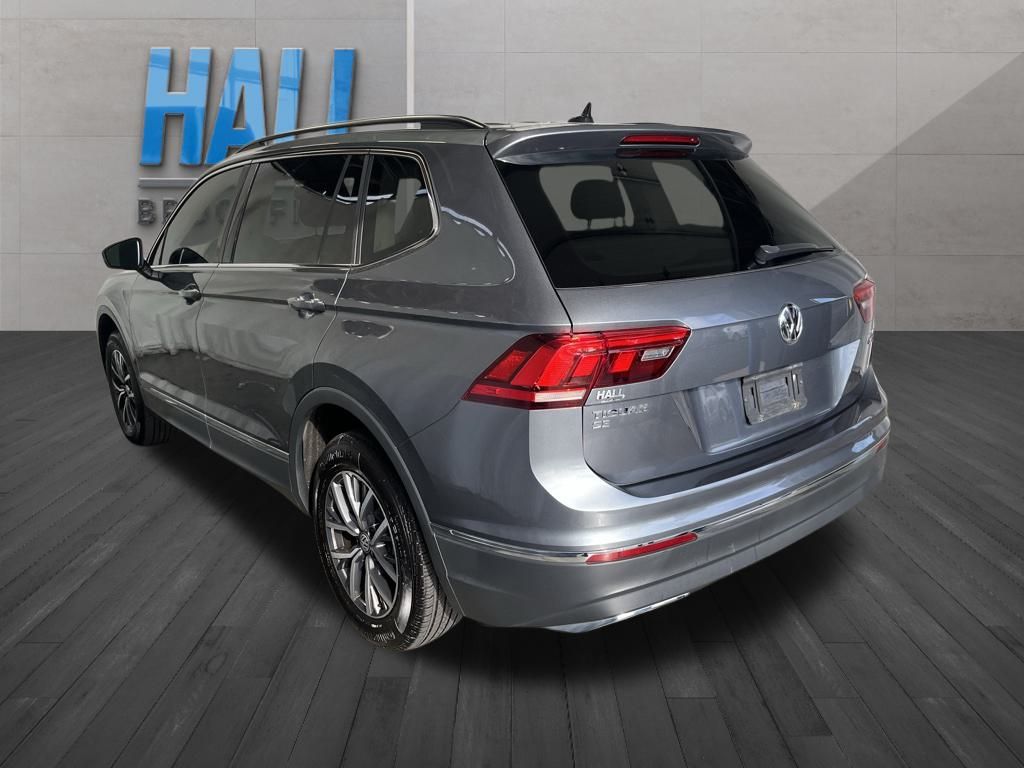 2020 Volkswagen Tiguan SE photo 3
