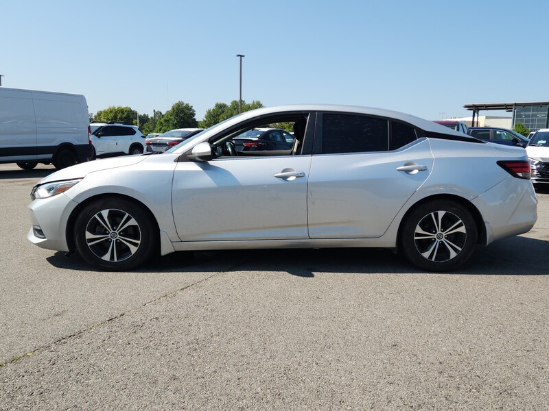 2021 Nissan Sentra SV photo 6