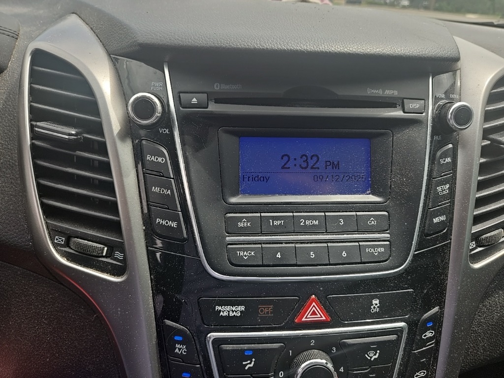 2013 Hyundai Elantra GT Base photo 5