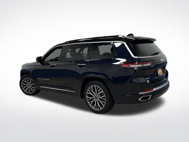 2024 Jeep Grand Cherokee L Summit photo 2