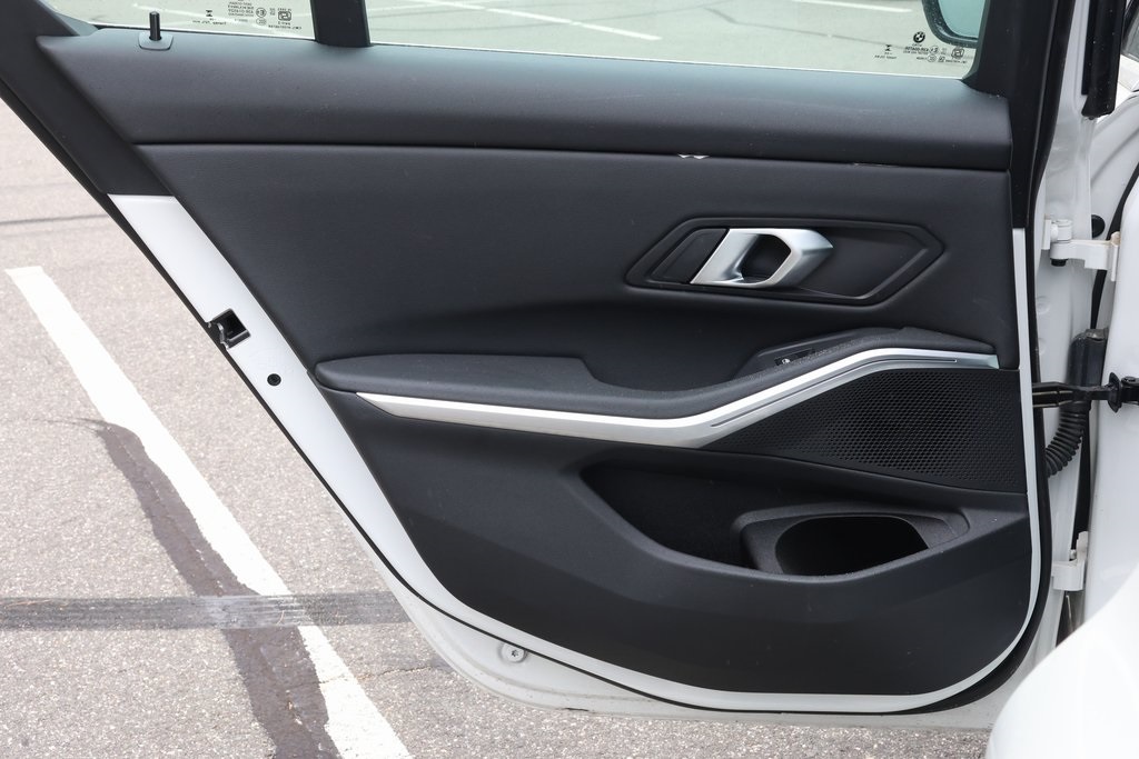 2024 Bmw 330i photo 17