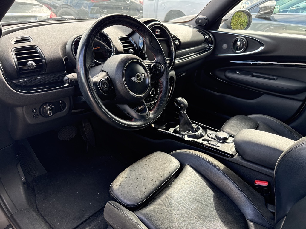 2017 Mini Clubman Base S photo 2