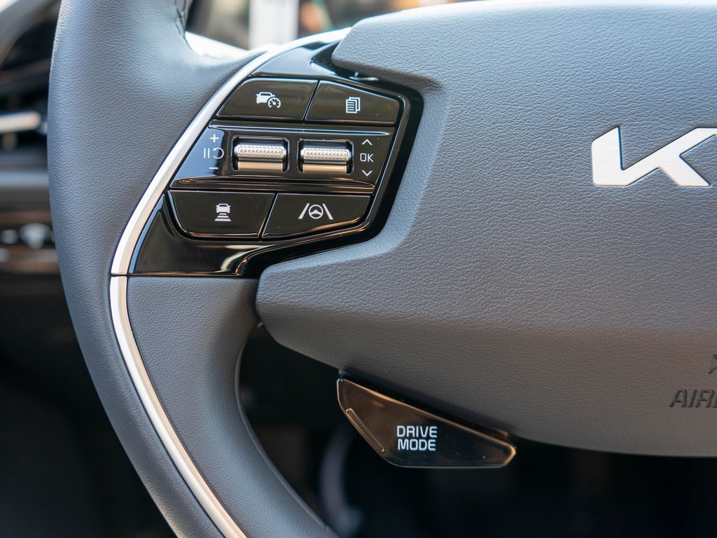 2025 Kia Niro Plug-In Hybrid EX photo 18