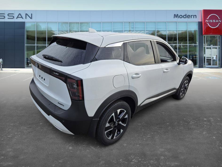2025 Nissan Kicks SV photo 3