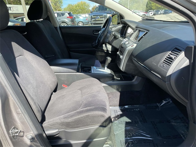 2011 Nissan Murano S photo 14