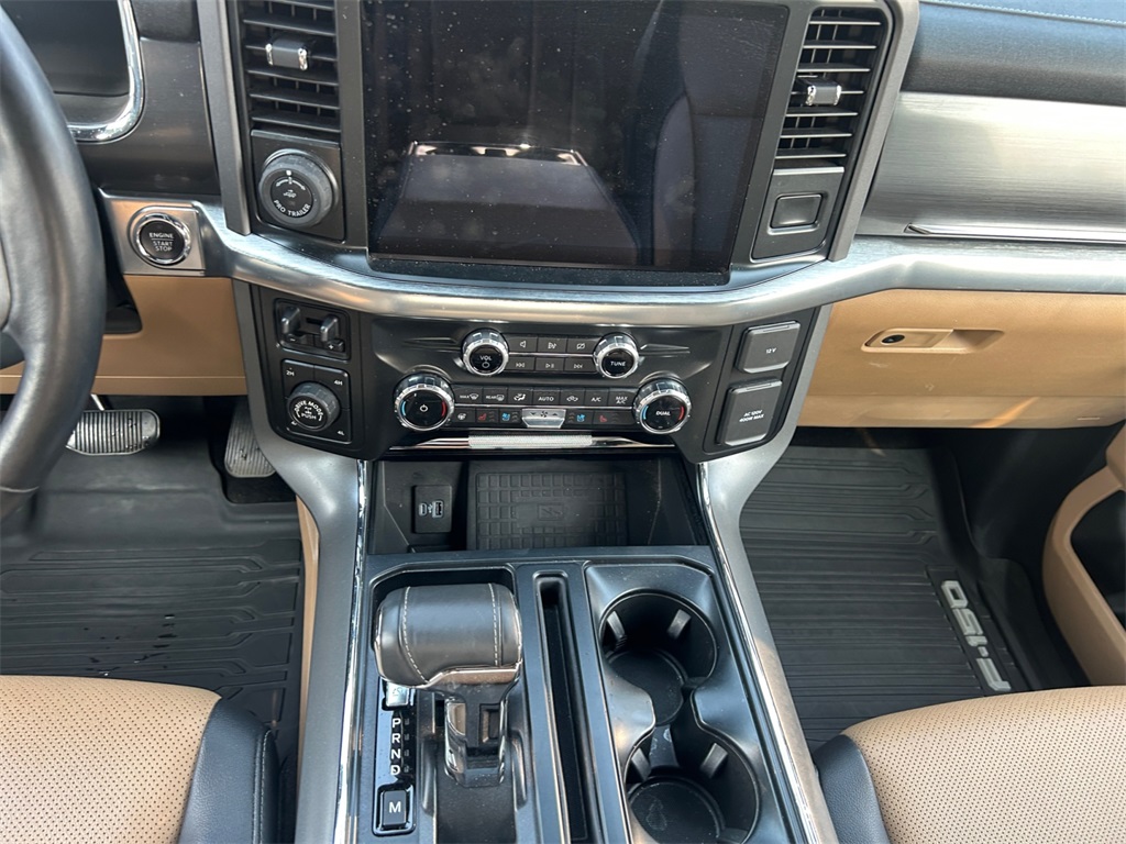 2022 Ford F-150 Lariat photo 15