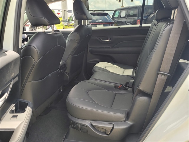 2024 Toyota Grand Highlander Limited photo 5