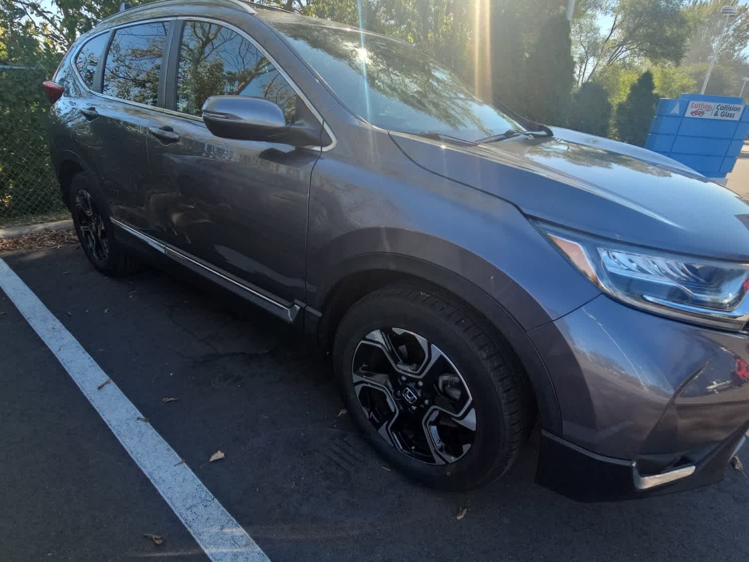 Certified 2018 Honda CR-V Touring with VIN 7FARW2H91JE036999 for sale in Hopkins, Minnesota