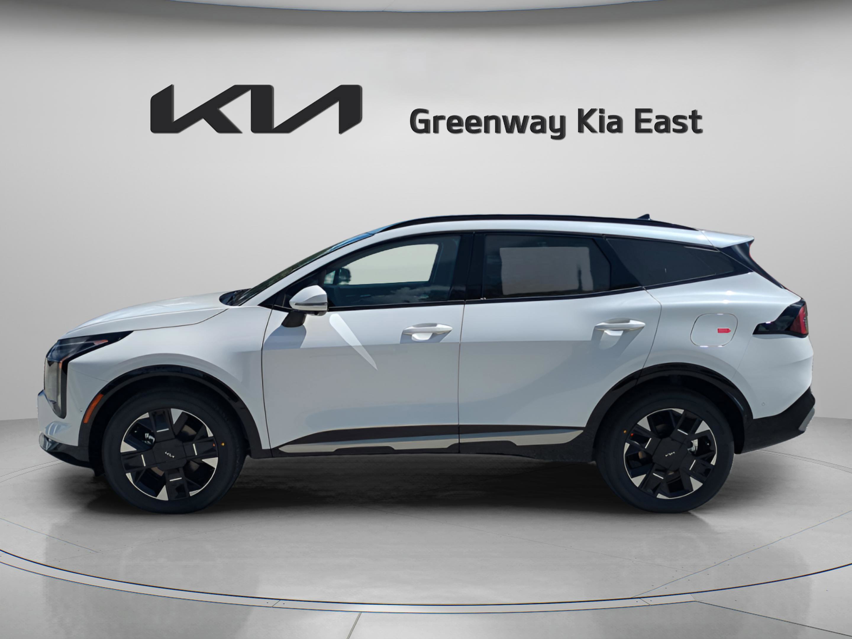 2026 Kia Sportage Hybrid photo 2