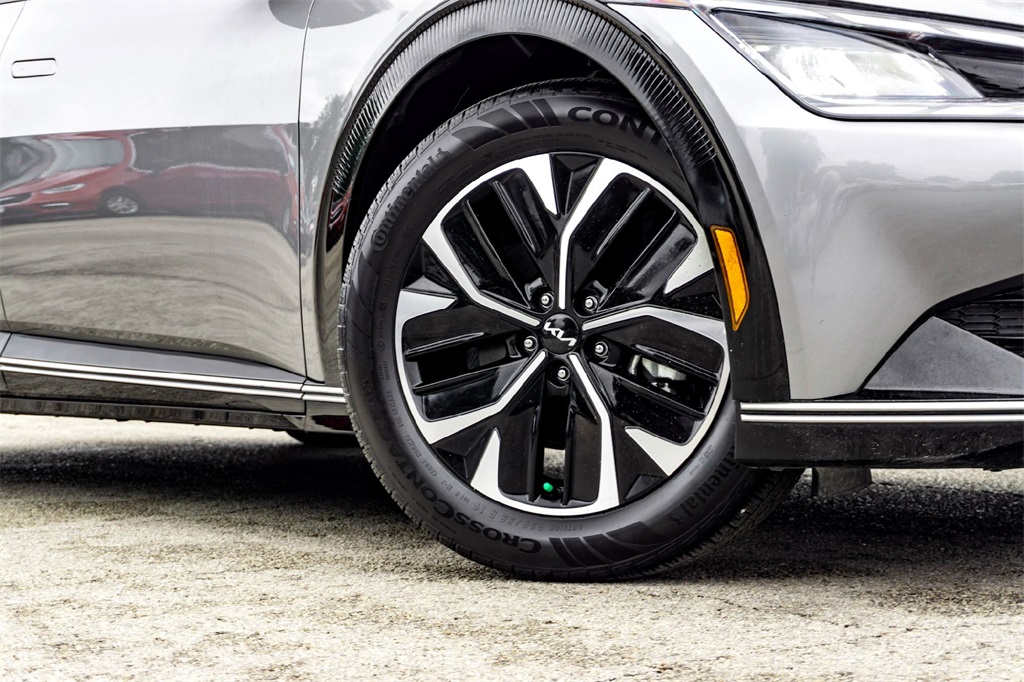 Used 2023 Kia EV6 Wind with VIN KNDC34LA1P5612723 for sale in San Antonio, TX