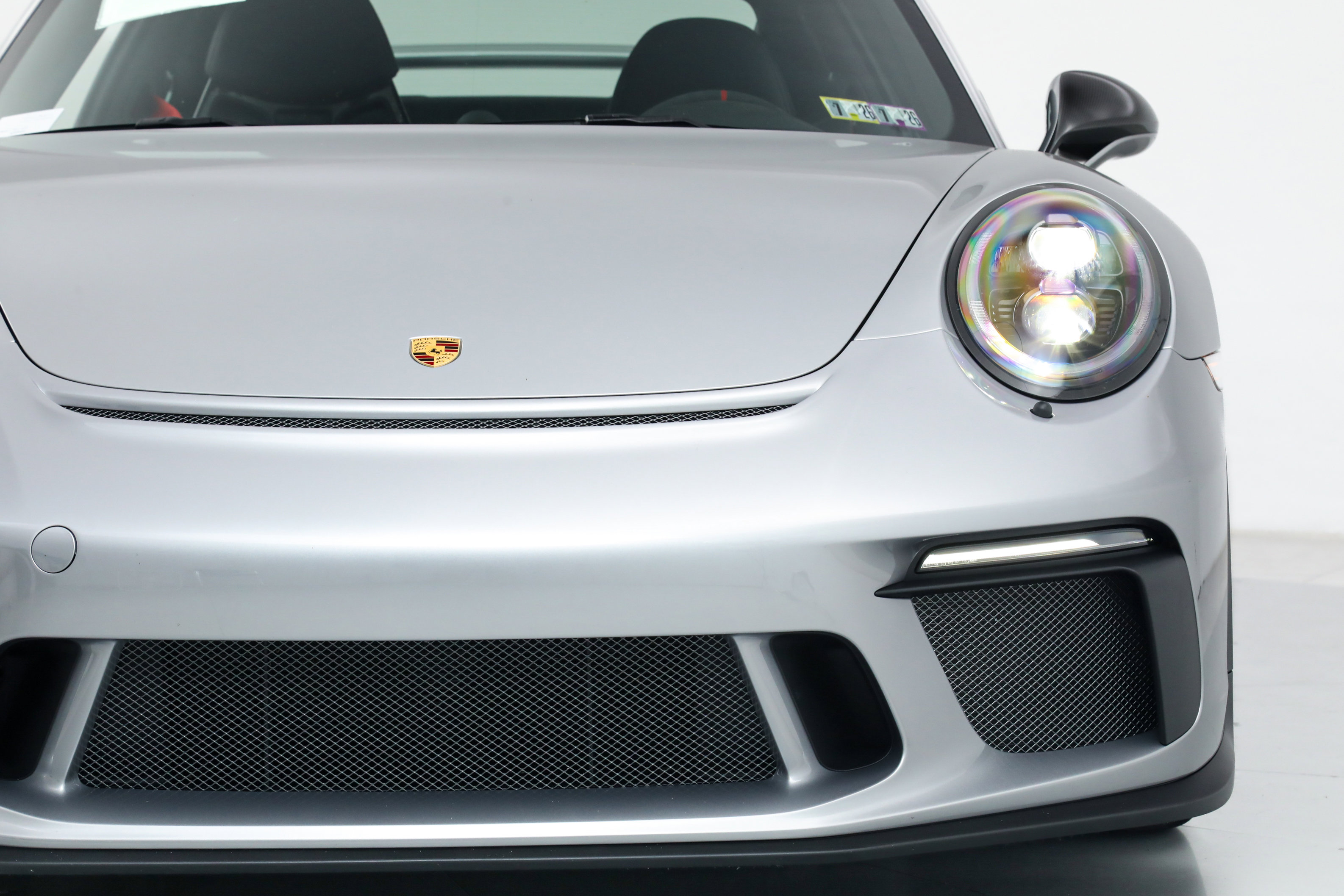 2018 Porsche 911 GT3 Coupe photo 10